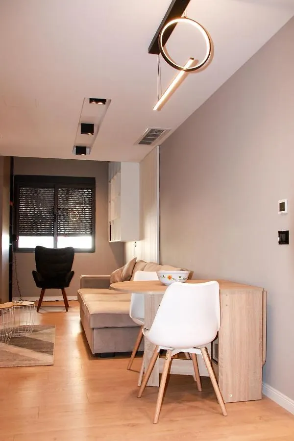 Roza'S Apartment Tirana Center Albania